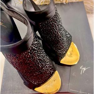 Giuseppe Zanotti  Crystals T- Strap Black Suede & Gold  Sandals